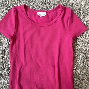 Gap tee
